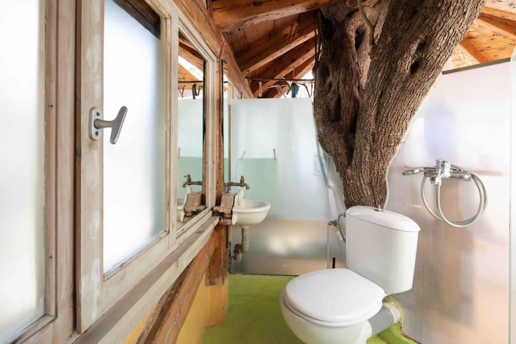 Margaritis'S Treehouse Villa Paramonas  Eksteriør billede